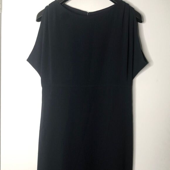 MaxMara sleeveless little black dress size 10 - Picture 1 of 8